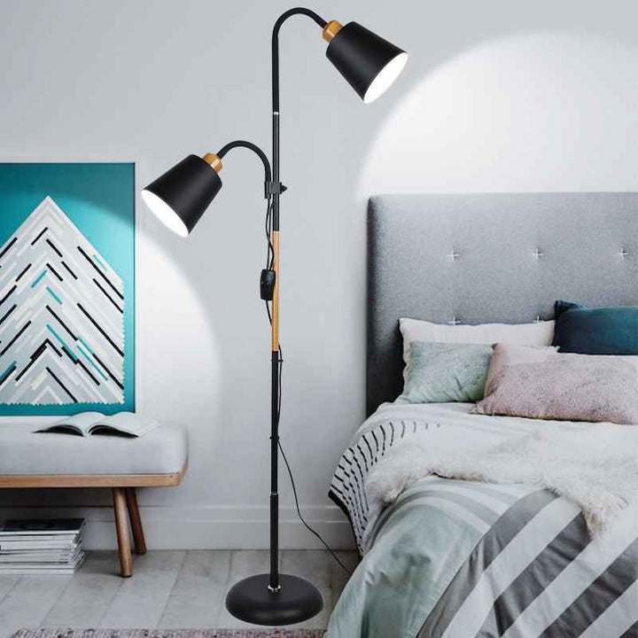Lampadaire Tiffany en Métal – Ambiance Chaleureuse