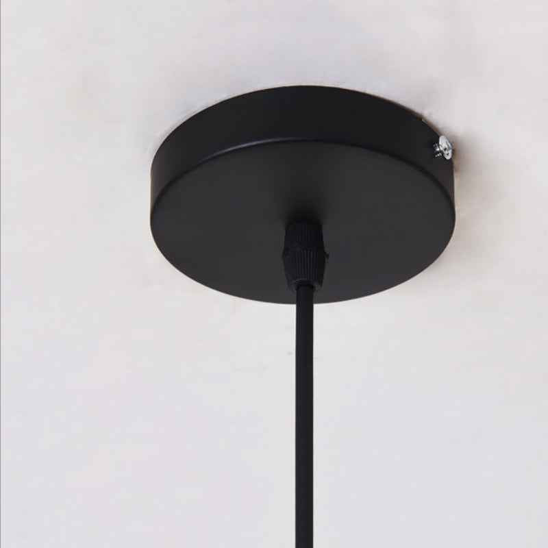 Suspension Haillie en Métal – Suspension Contemporaine