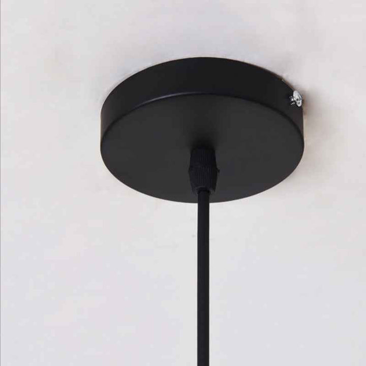 Suspension Haillie en Métal – Suspension Contemporaine