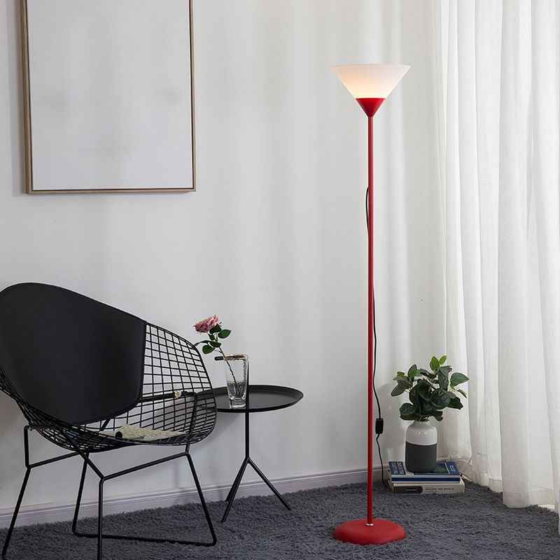 Lampadaire Valentina en Acrylique – Ambiance Chaleureuse