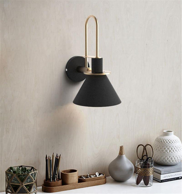Lustra Lampe Murale Noire et Dorée Minimaliste - Neutralighting