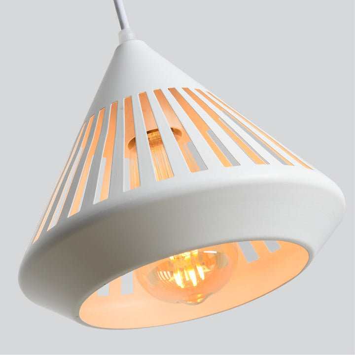 Arisha Moderne Minimaliste Lustre Métal Chambre À Coucher - Neutralighting