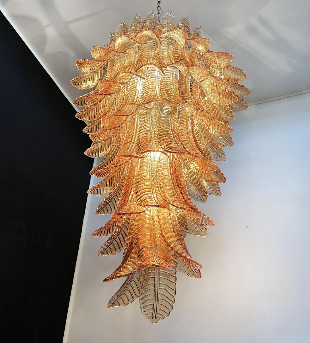 Aurora Lustre Ambre Verre Feuille Superposé Déclaration Artistique - Neutralighting