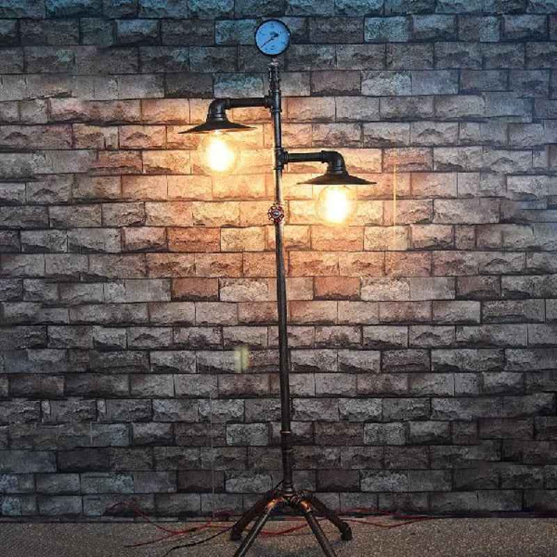 Lampadaire Silva en Métal – Ambiance Chaleureuse