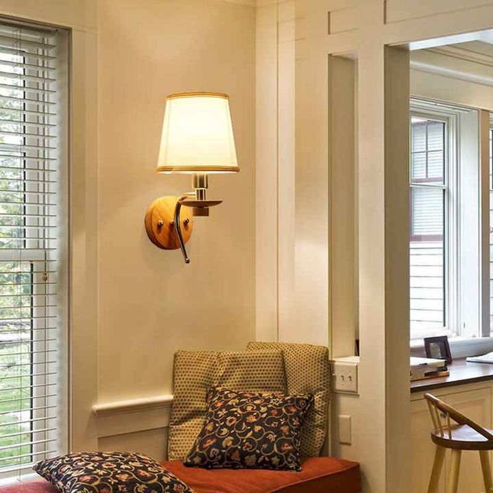 Lampe Tiffany en Métal – Élégance Moderne