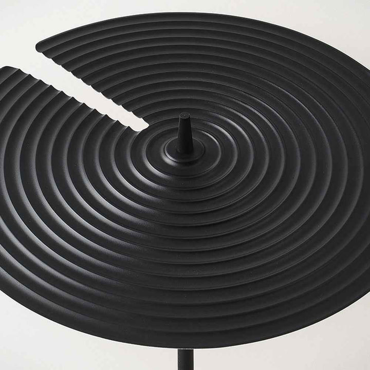 Lampadaire Arisha en Métal – Design Épuré Lampadaire