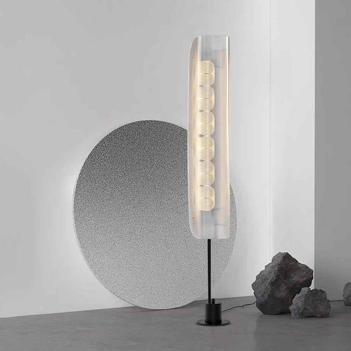 Lampadaire Mira en Métal – Lumière Élégante