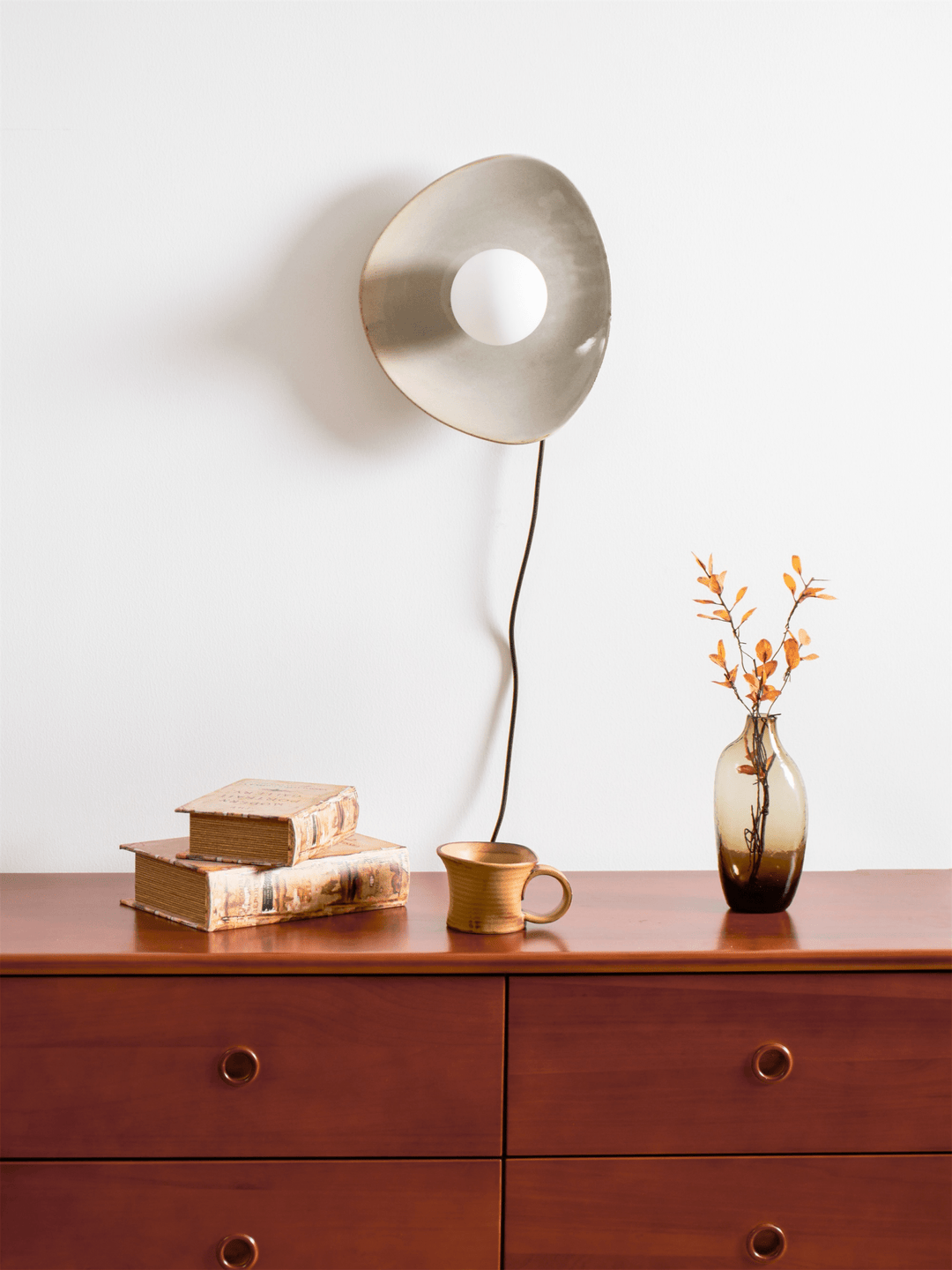 Nancy Pebble Disc Plug-in Ceramics Glass Wall Light - Neutralighting