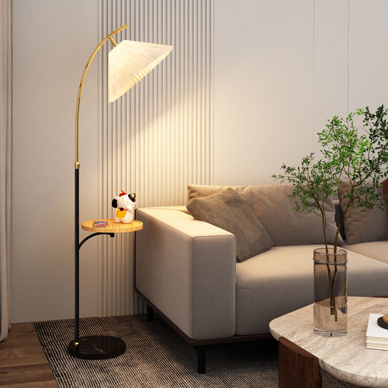 Muto Lampadaire Avec Table Parapluie Moderne LED Abat Jour Blanc Métal Tissu Chambre à Coucher/Salon - Neutralighting