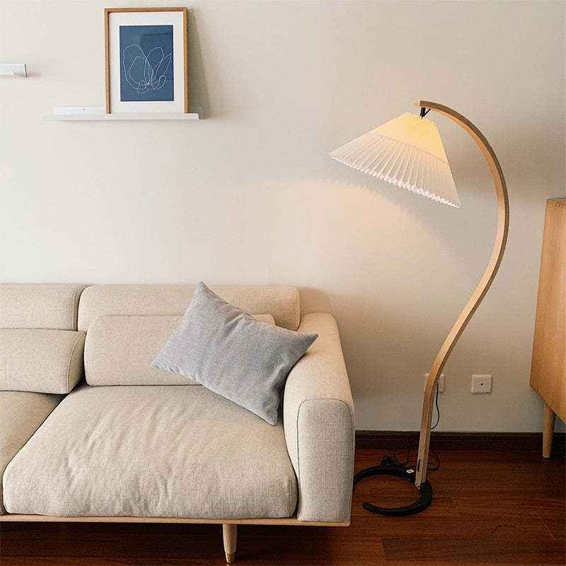 Lampadaire Muto en Métal – Élégance Lampadaire