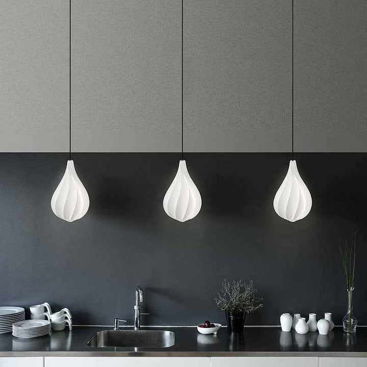Valentina Suspension en Forme de Bourgeon Nordique Résine Salon - Neutralighting