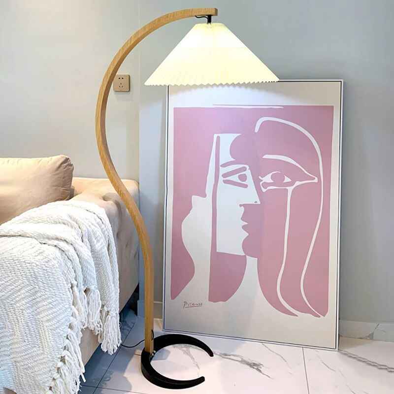 Lampadaire Muto en Métal – Élégance Lampadaire