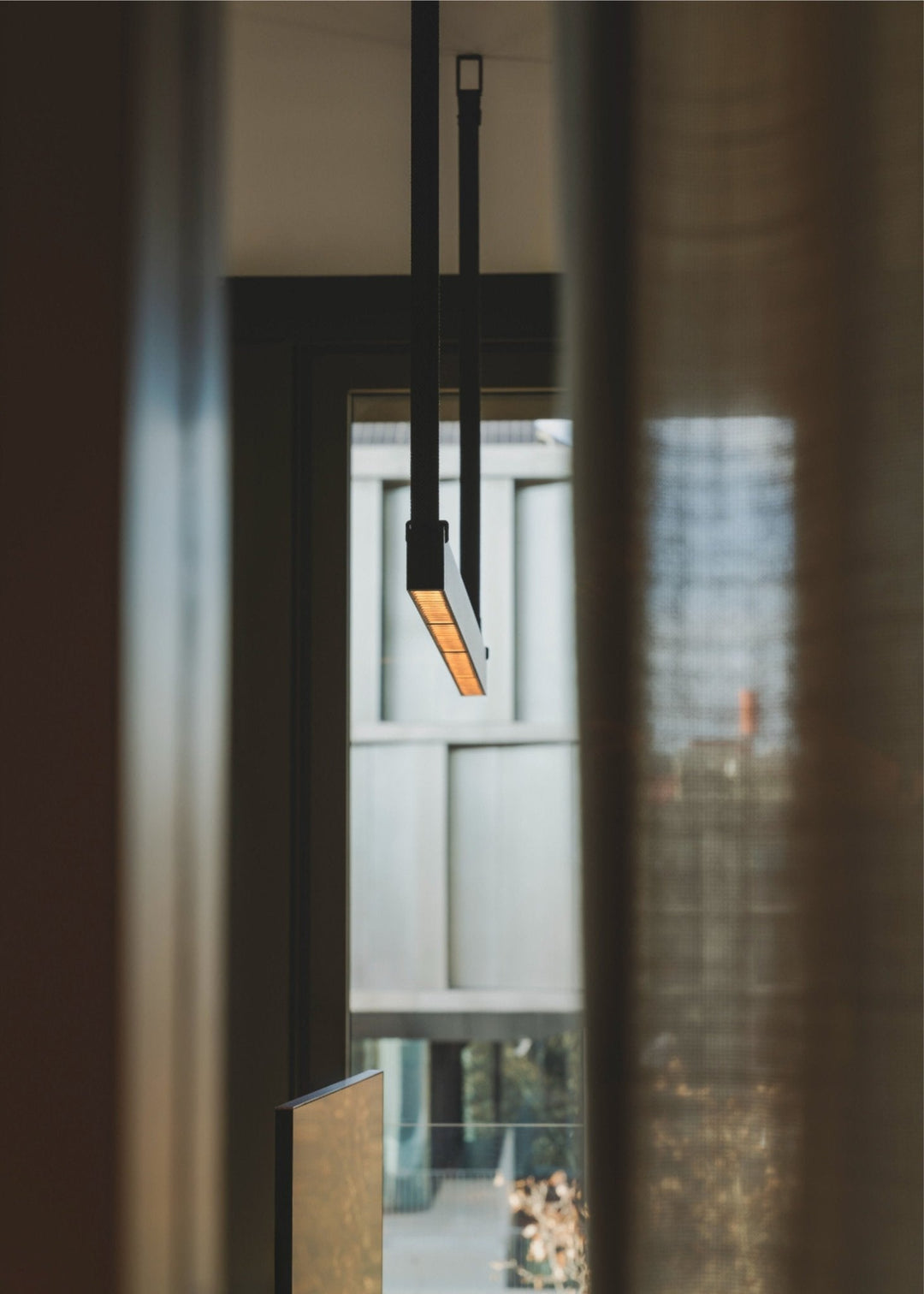 Gideon Lampe Pendante Linéaire Minimaliste en Métal - Neutralighting