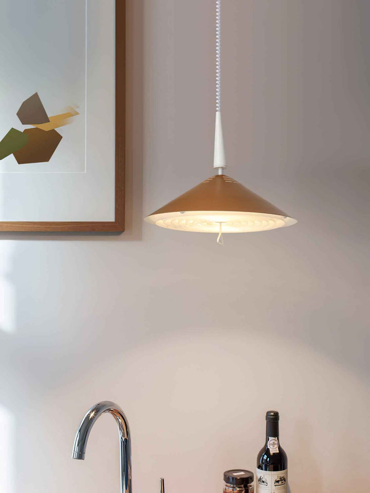 Lampe Agnes en Métal – Élégance Moderne