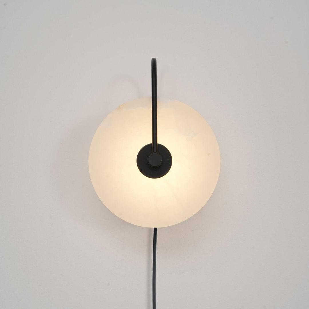 Ceraeyra Alabaster Globe Wall Light - Neutralighting