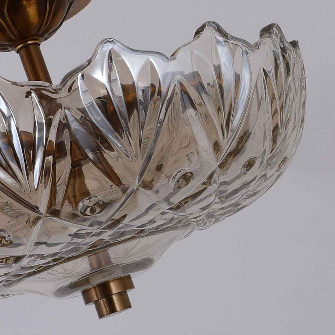 Lampe uvyi en Laiton – Design Contemporain