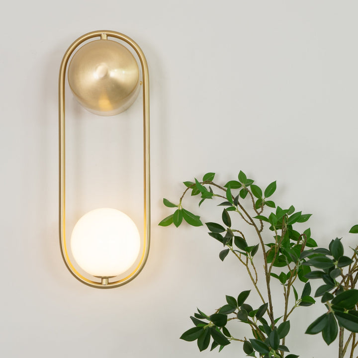 Virelli Applique Murale Cadre en Laiton en Forme de Boucle et Globe en Verre pour Art - Neutralighting