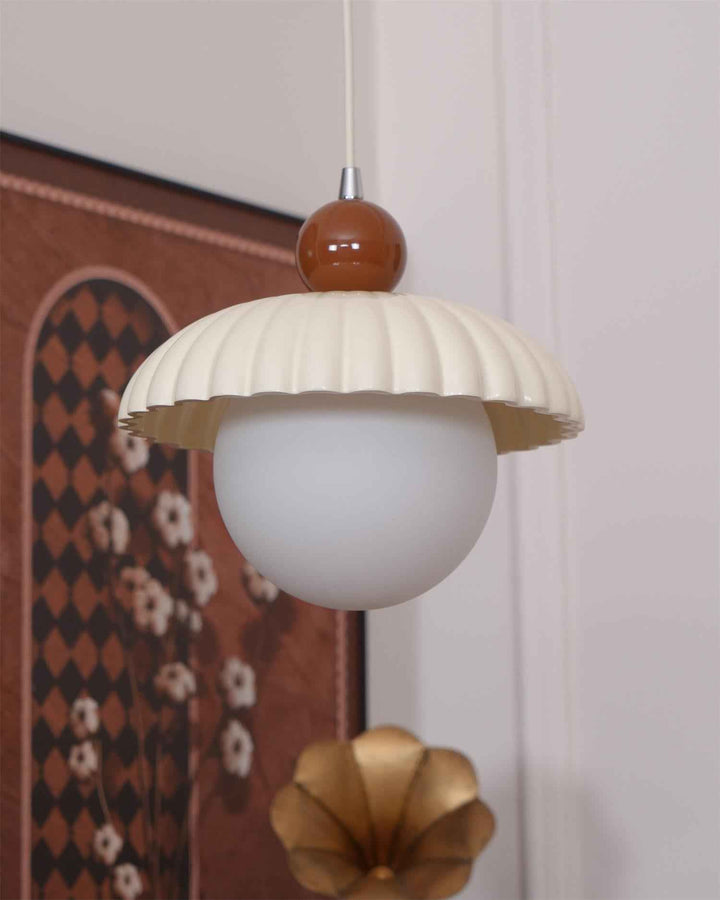 Lampe Alien en Métal – Design Contemporain