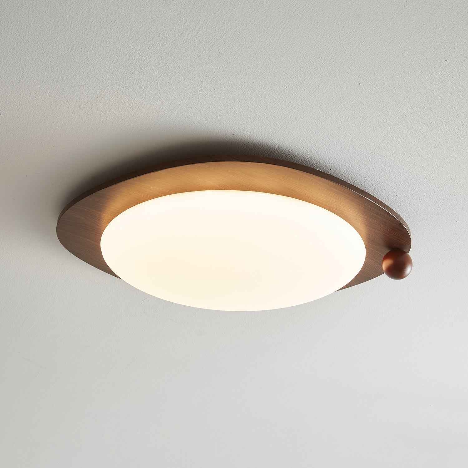 Lampe Velaee en Métal – Design Contemporain