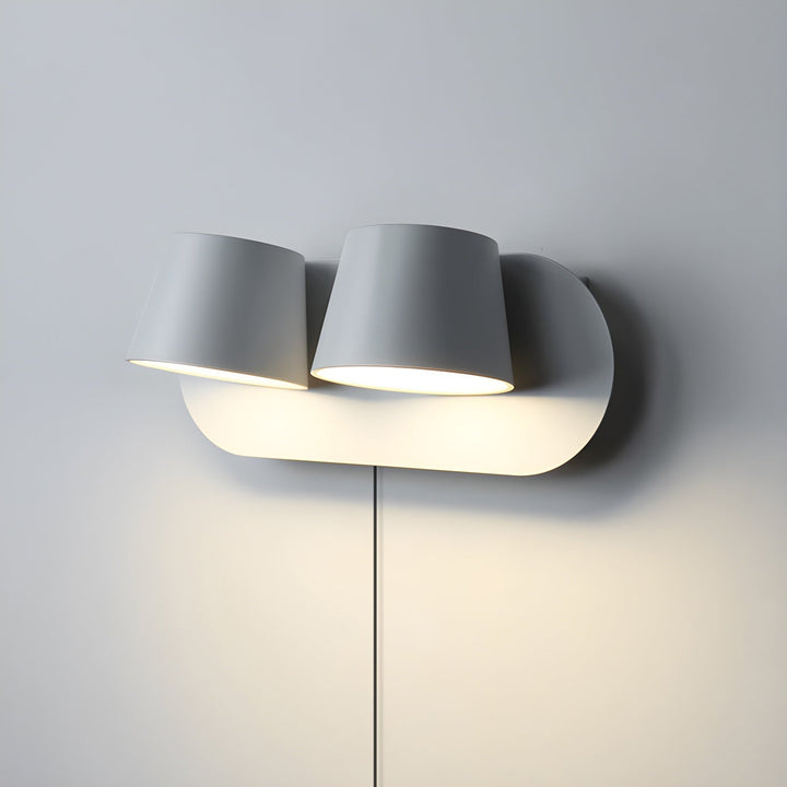 Aurlaeir Adjustable Plug-in Wall Lamp - Neutralighting