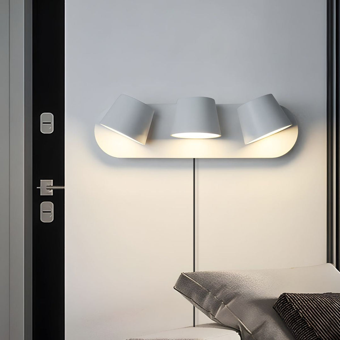 Aurlaeir Adjustable Plug-in Wall Lamp - Neutralighting