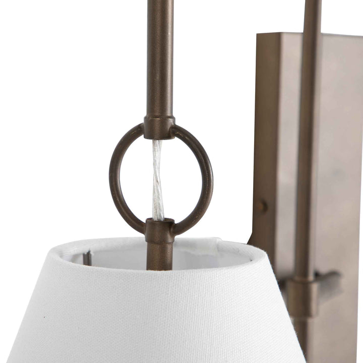 Lampe Ildvuvyi en Laiton – Design Contemporain