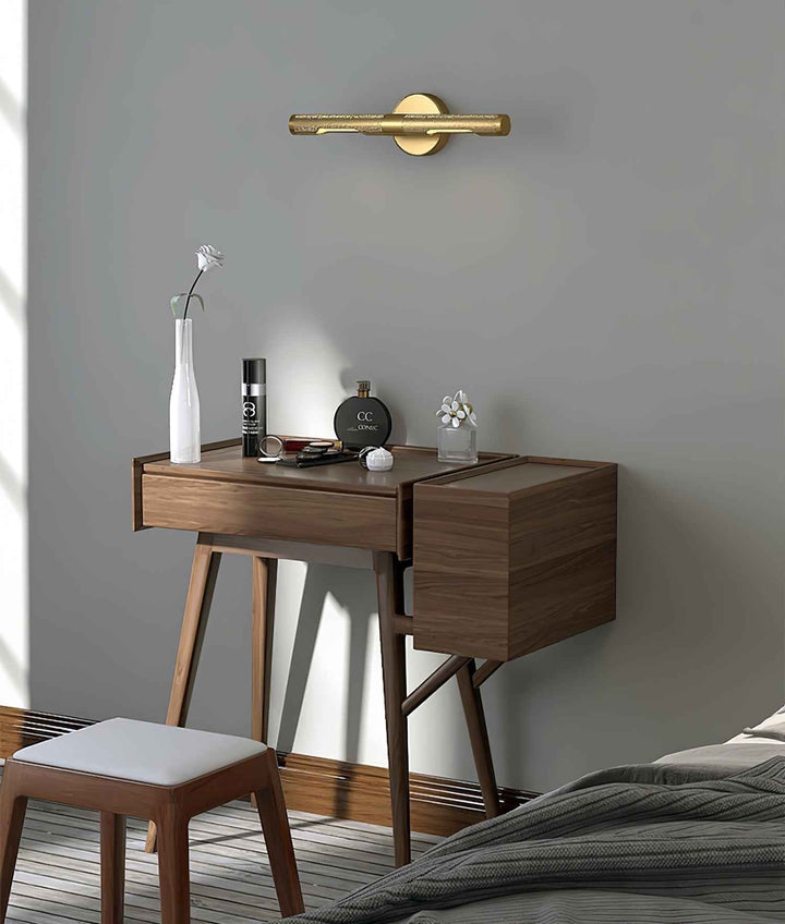 Lampe in en Laiton – Design Contemporain