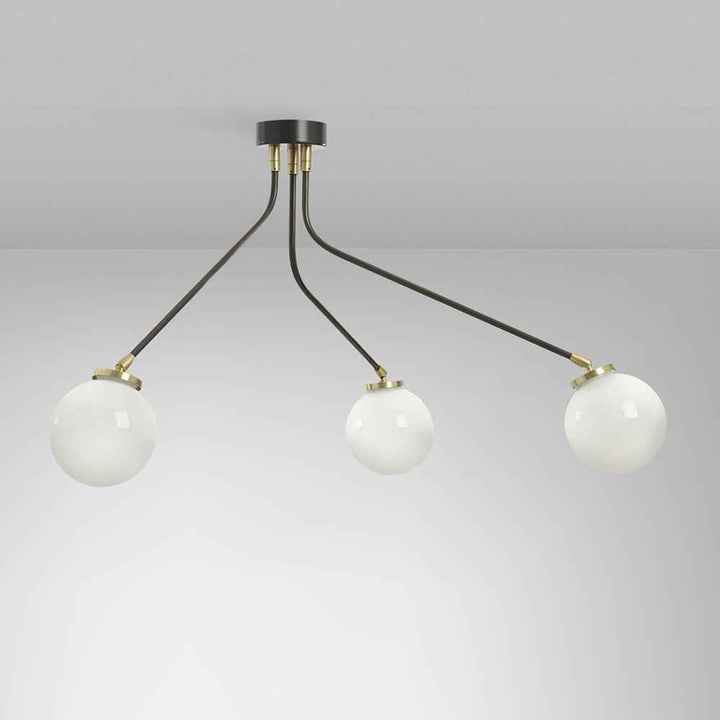 Lampe Vatnuvyo en Laiton – Design Contemporain