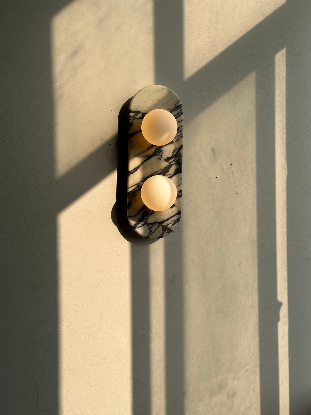 Alvuvyo Élégance Moderne Marbre Applique Murale - Neutralighting