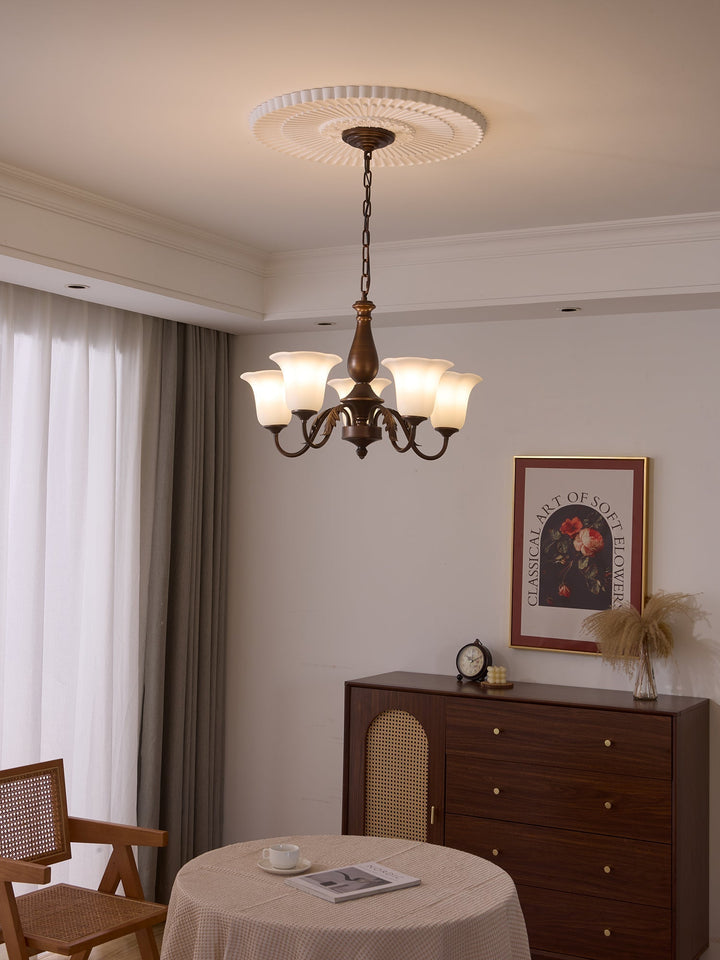 Uveleth Chandelier Verre Élégance Traditionnelle - Neutralighting