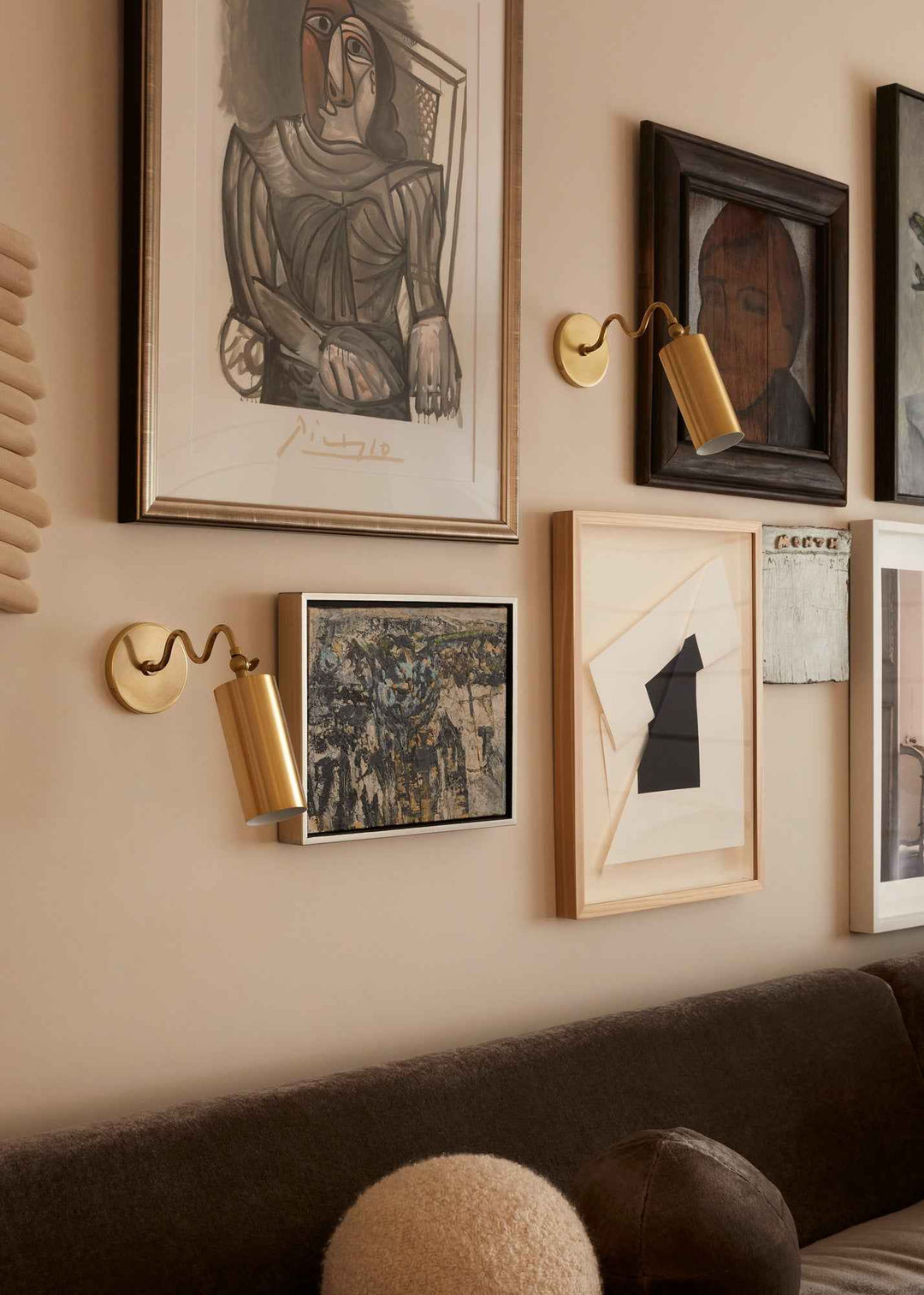 Lampe Vatnuvyu en Laiton – Design Contemporain