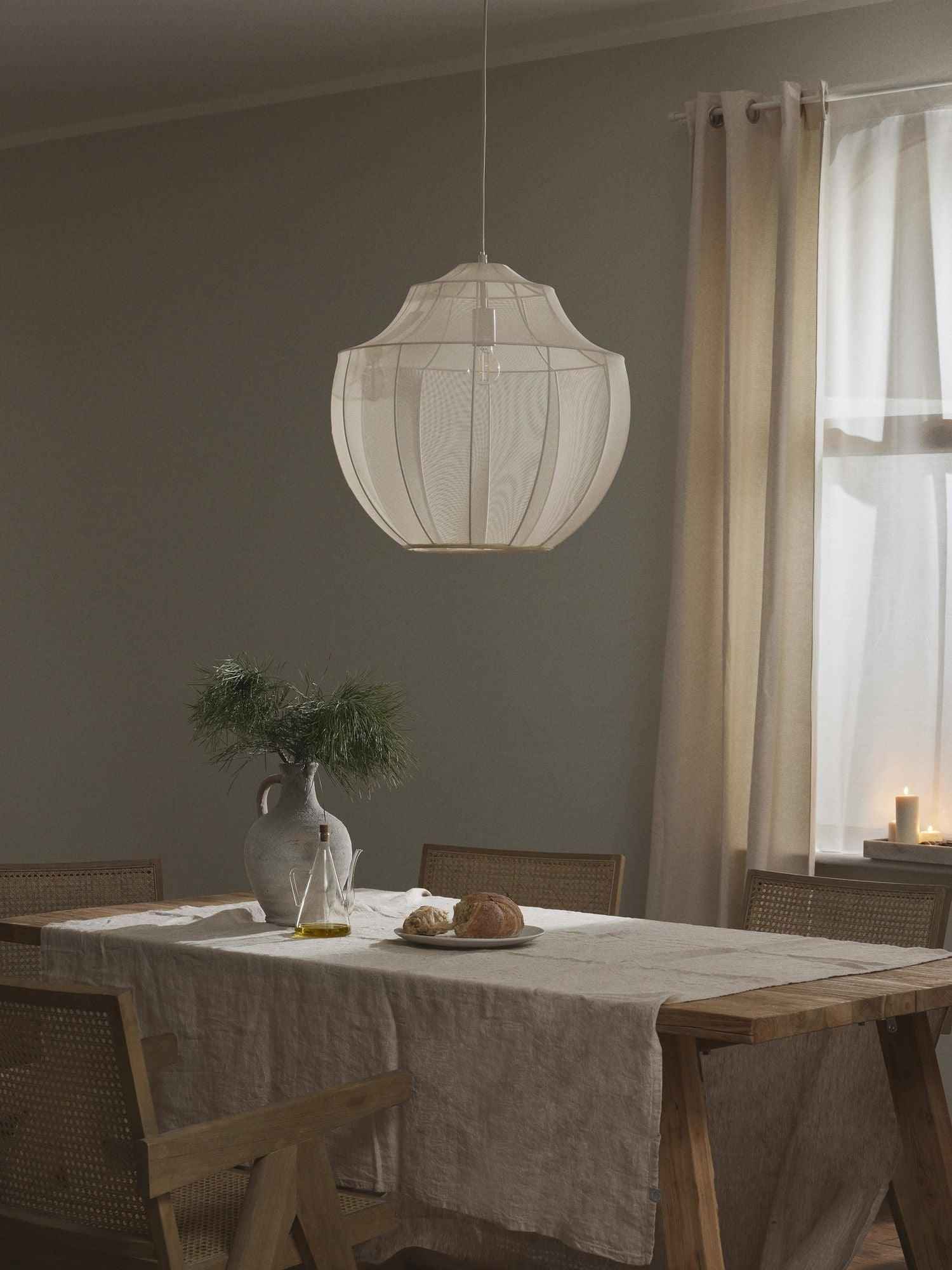 Lampe ra en Tissu – Design Contemporain