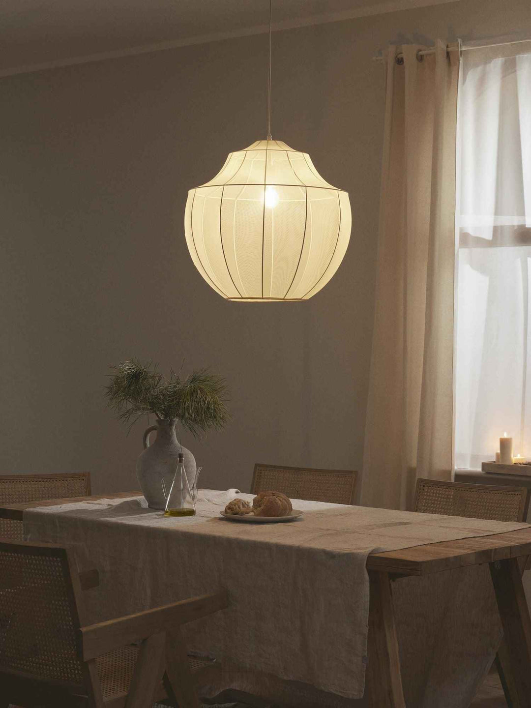 Lampe ra en Tissu – Design Contemporain