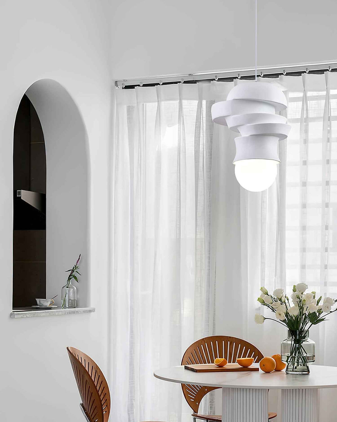 Lampe Beild en Résine – Design Contemporain