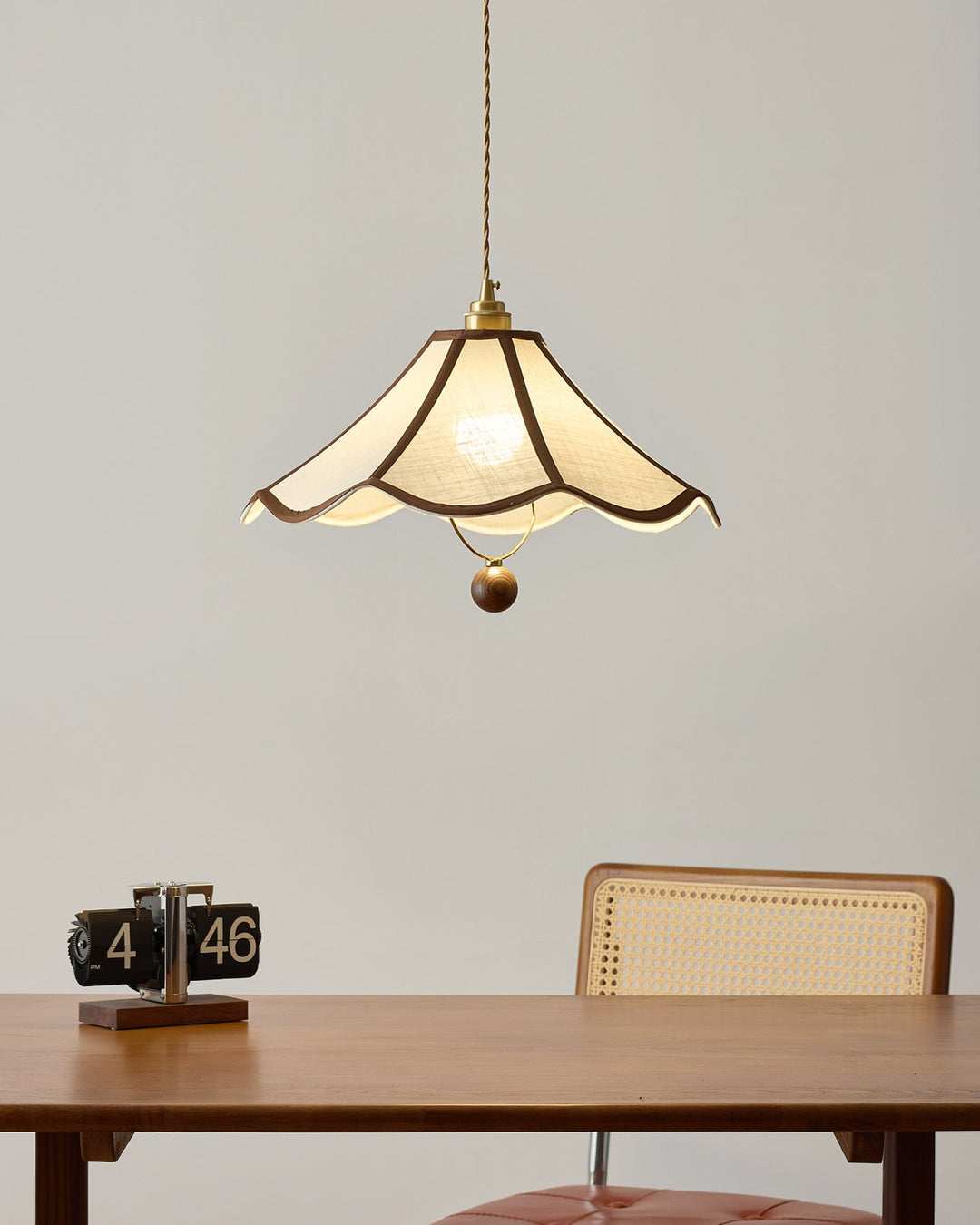 Bellaria Lampe Suspension Vintage à Bords Festonnés - Neutralighting