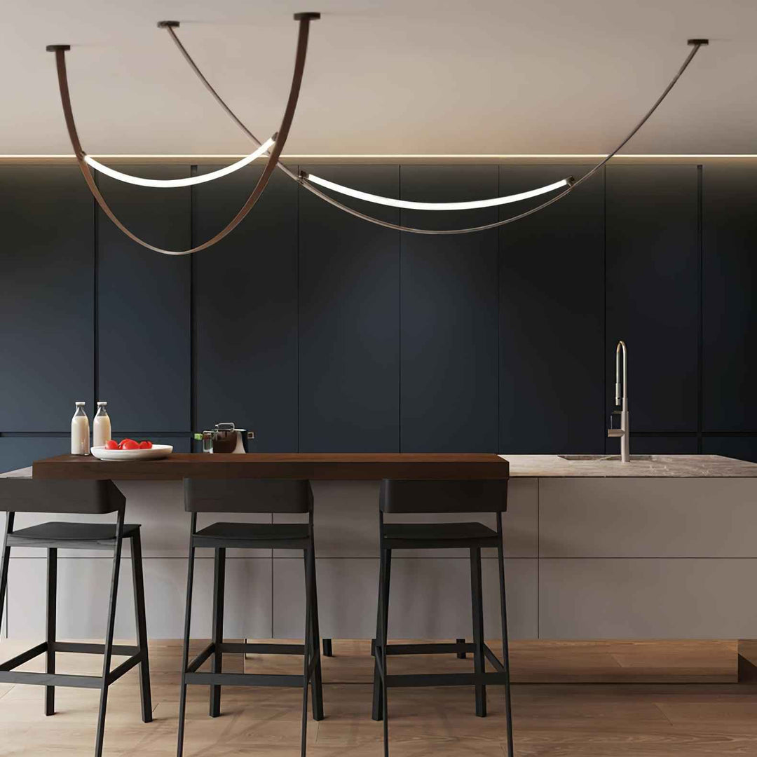 Lampe Belt en Métal – Design Contemporain