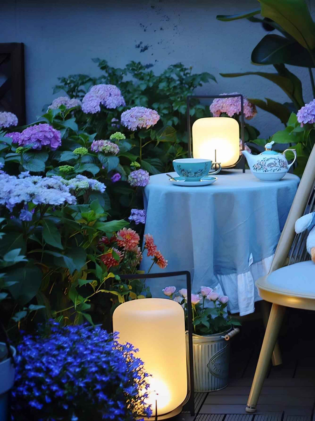 Lampe ne en Acier – Design Contemporain