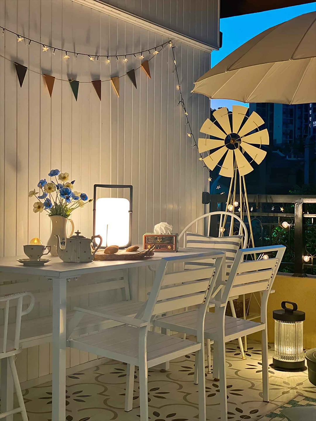 Lampe ne en Acier – Design Contemporain