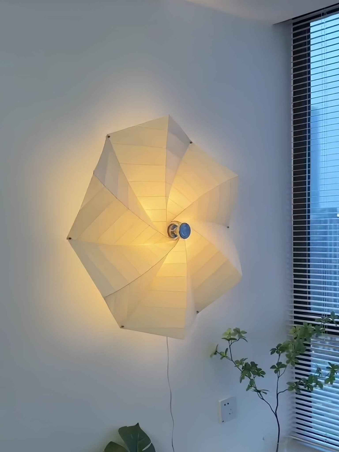 Vadorir 72cm Beige LED
