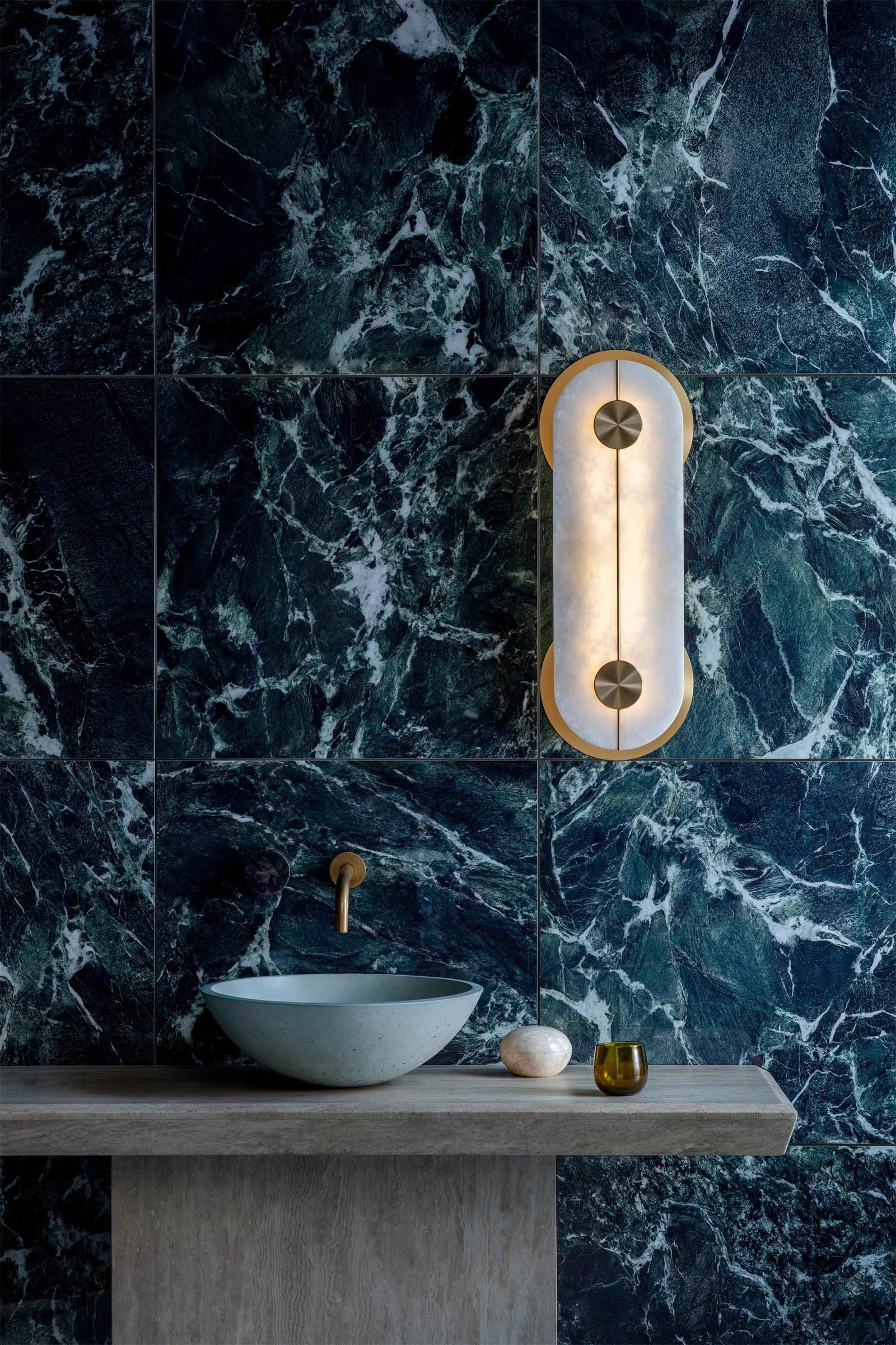 Lampe l en Laiton – Design Contemporain
