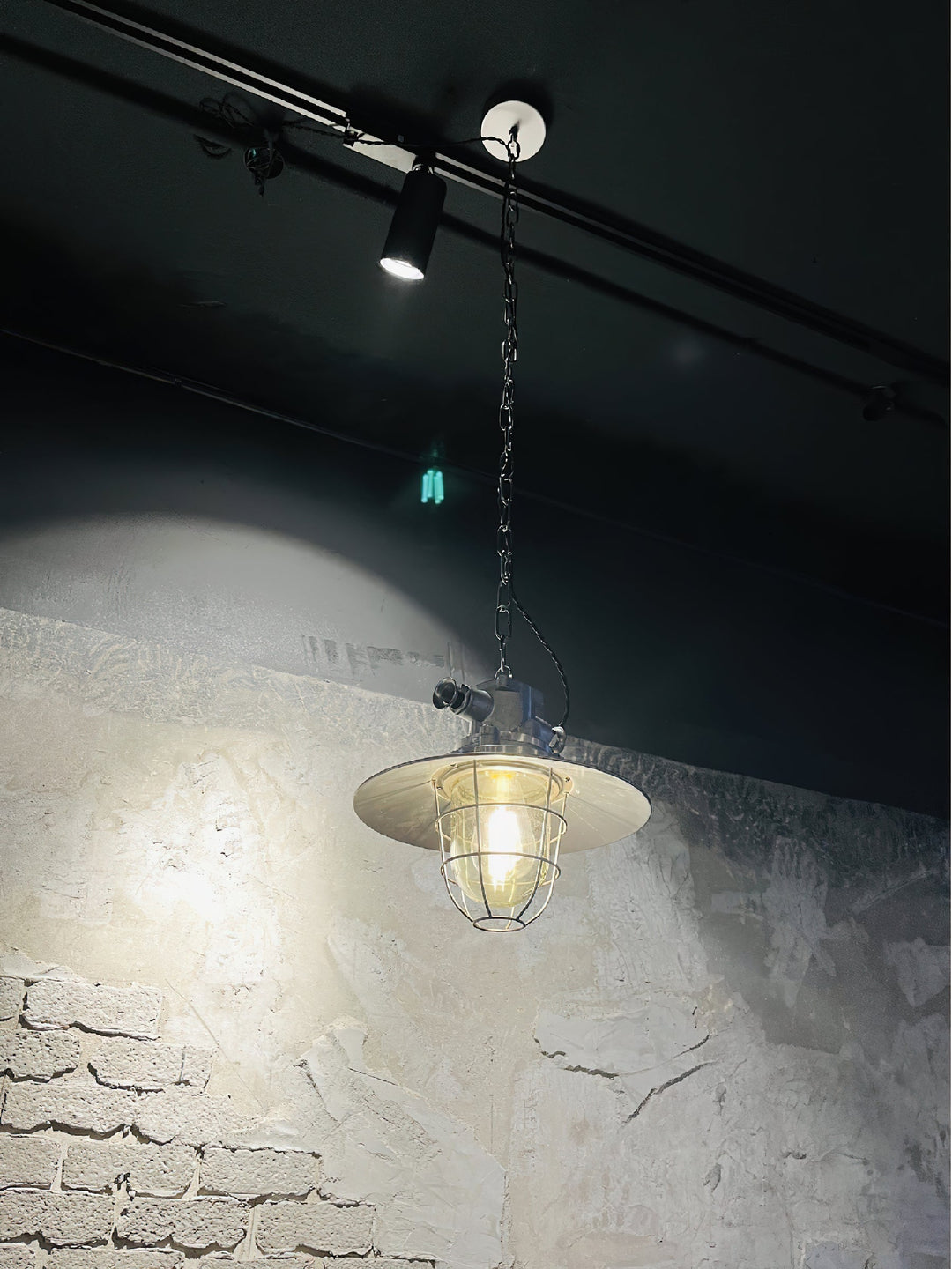 Celest Suspension Métal Verre Cage Industrielle Vintage - Neutralighting