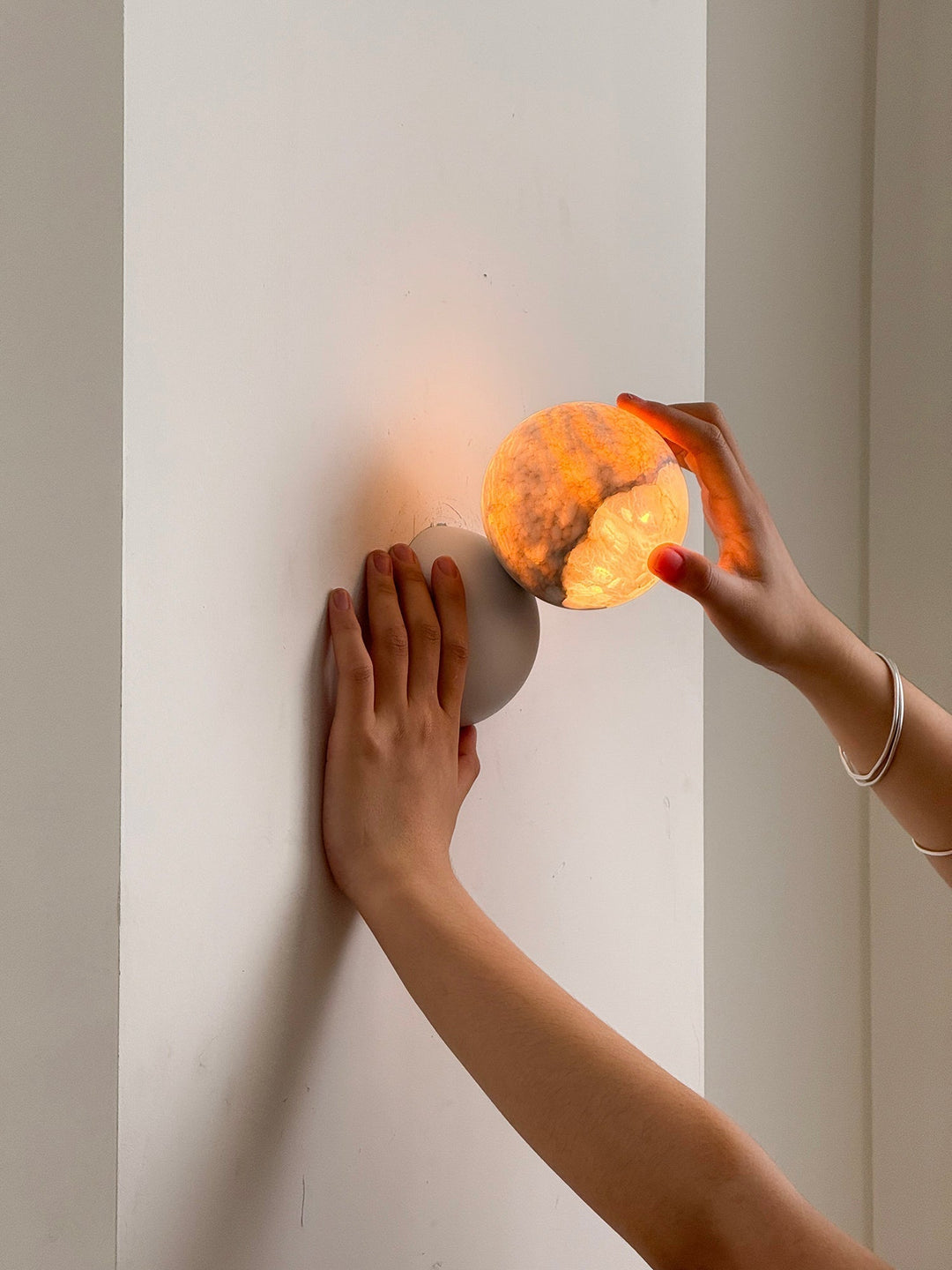 Arca Lampe Murale en Marbre et Métal Style Minimaliste Moderne Eclipse - Neutralighting