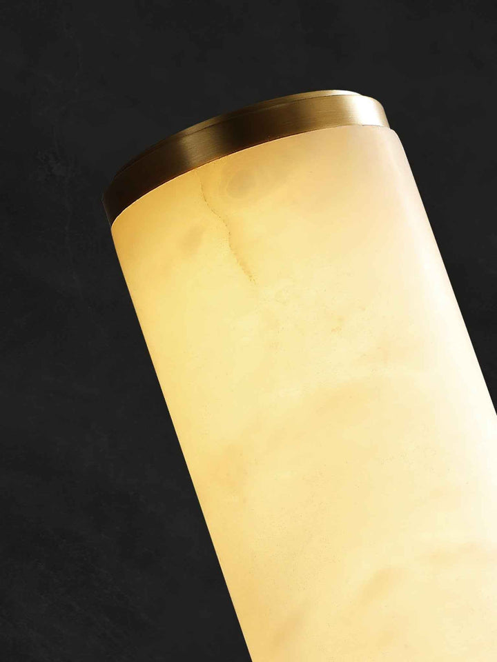 Lampe Nyvynor en Laiton – Design Contemporain