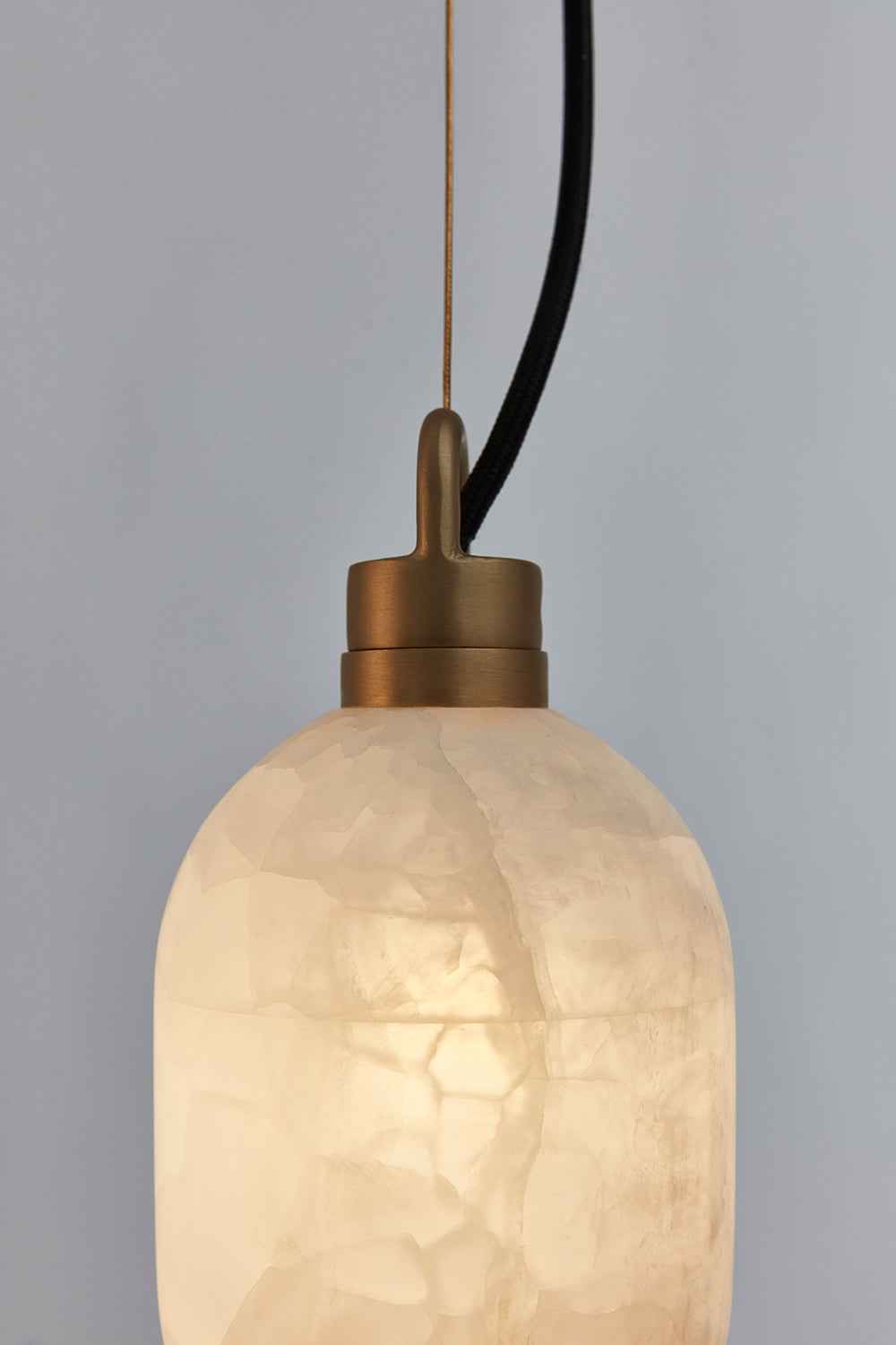Umbra Lampe Pendante en Métal de Laiton et Albâtre Minimaliste Moderne - Neutralighting