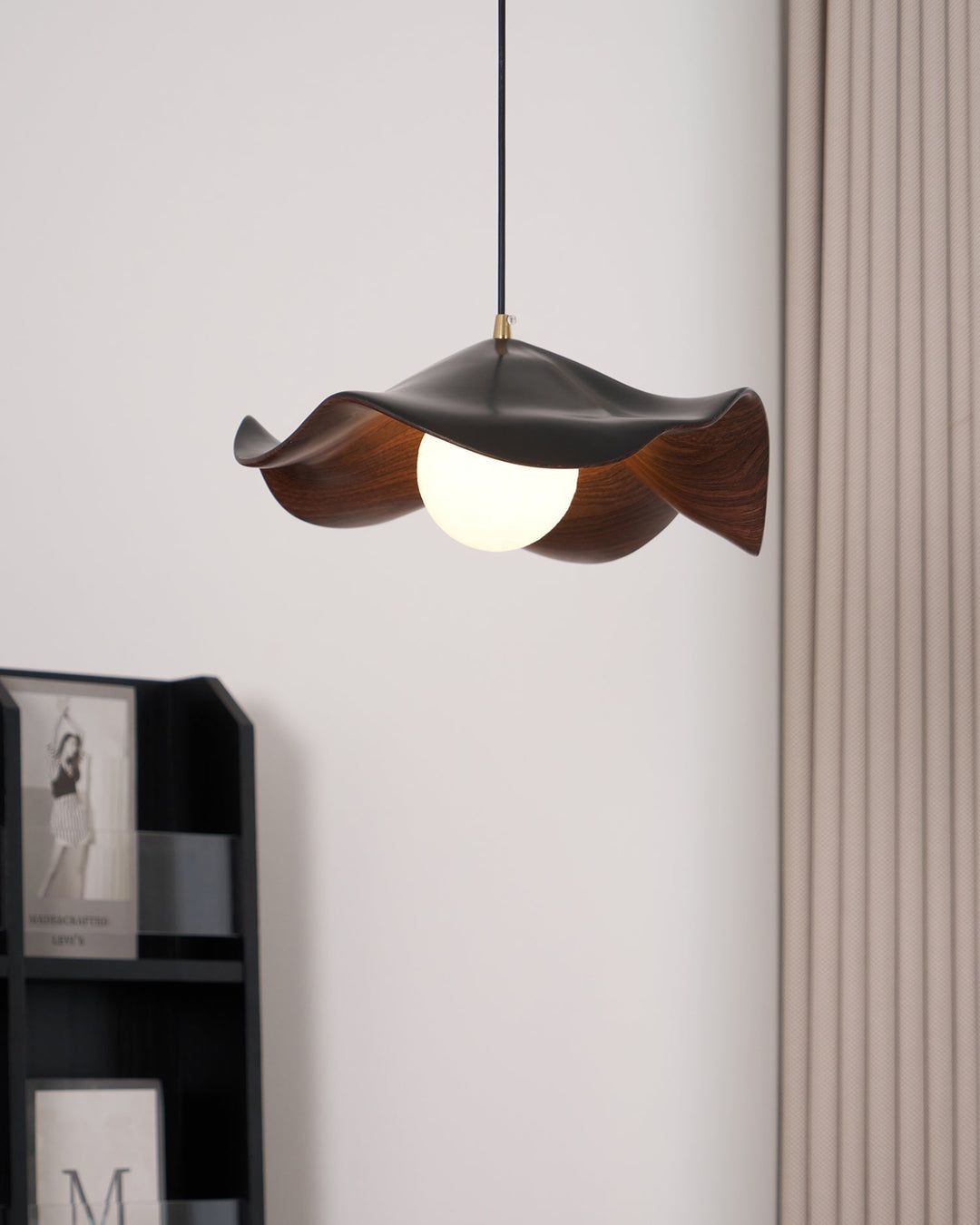 Brioce Suspension avec abat-jour en résine blanc et noyer pour salon et salle à manger - Neutralighting