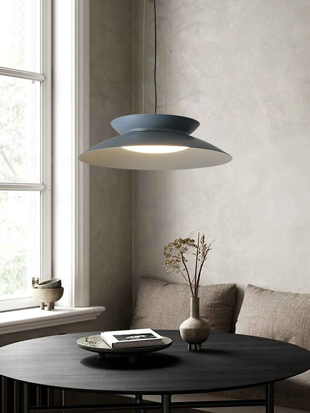 Lampe Evlaeus en Acrylique – Design Contemporain