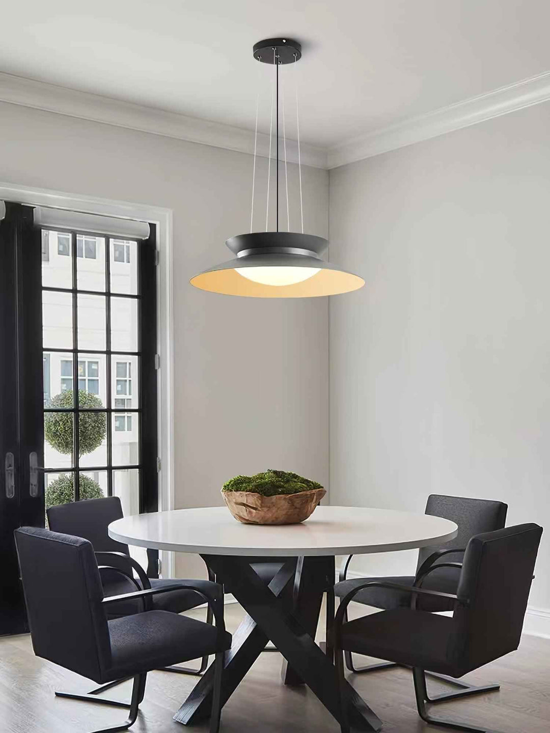 Lampe Evlaeus en Acrylique – Design Contemporain