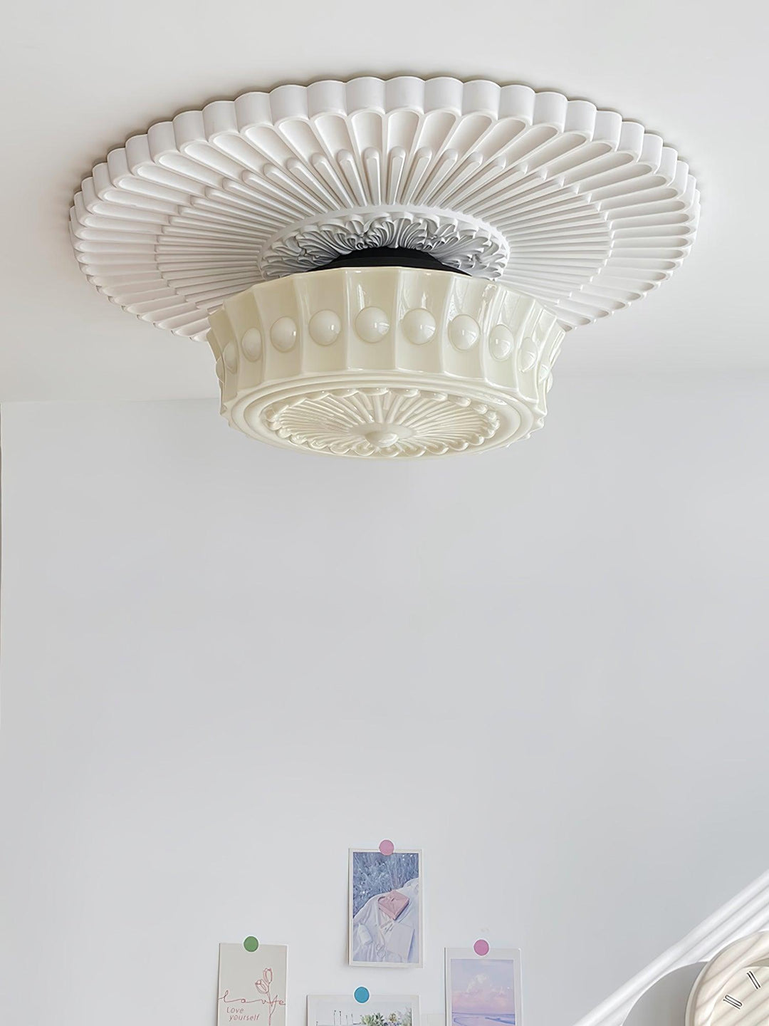 Solara Plafonnier en Verre Blanc Floral pour Salon - Neutralighting