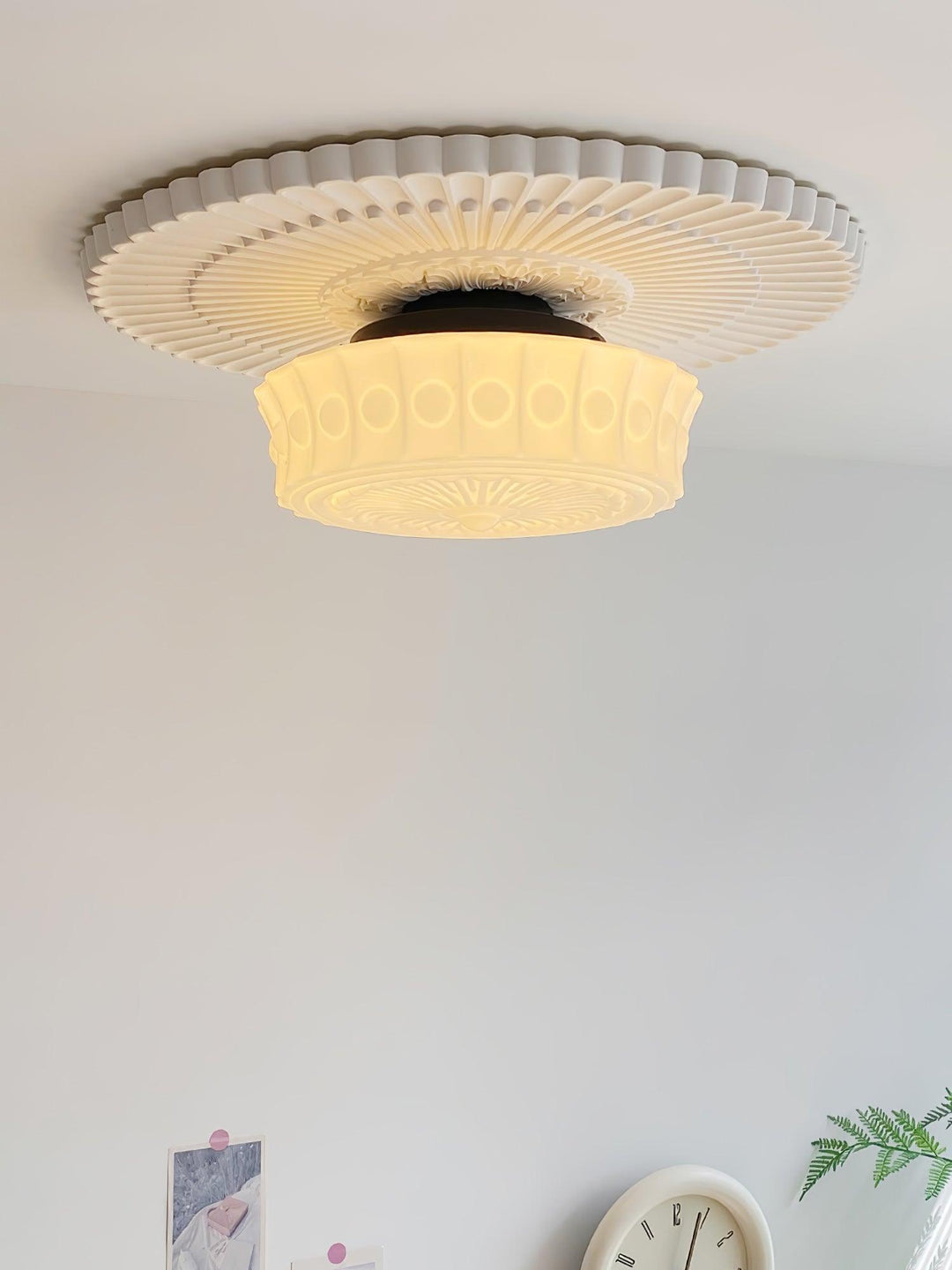 Solara Plafonnier en Verre Blanc Floral pour Salon - Neutralighting