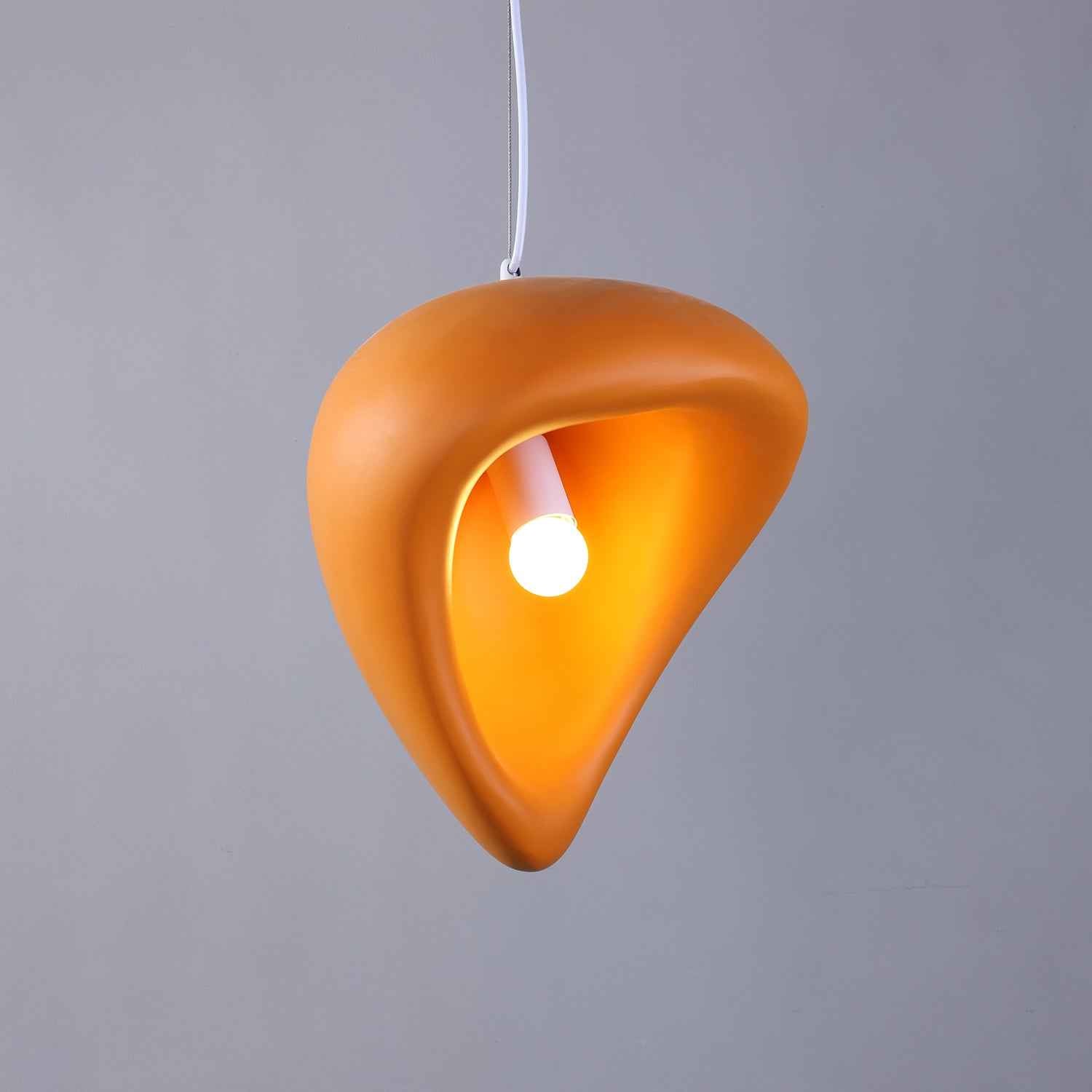Lampe Clara en Métal – Design Contemporain